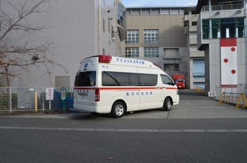 足なり－救急車.jpg